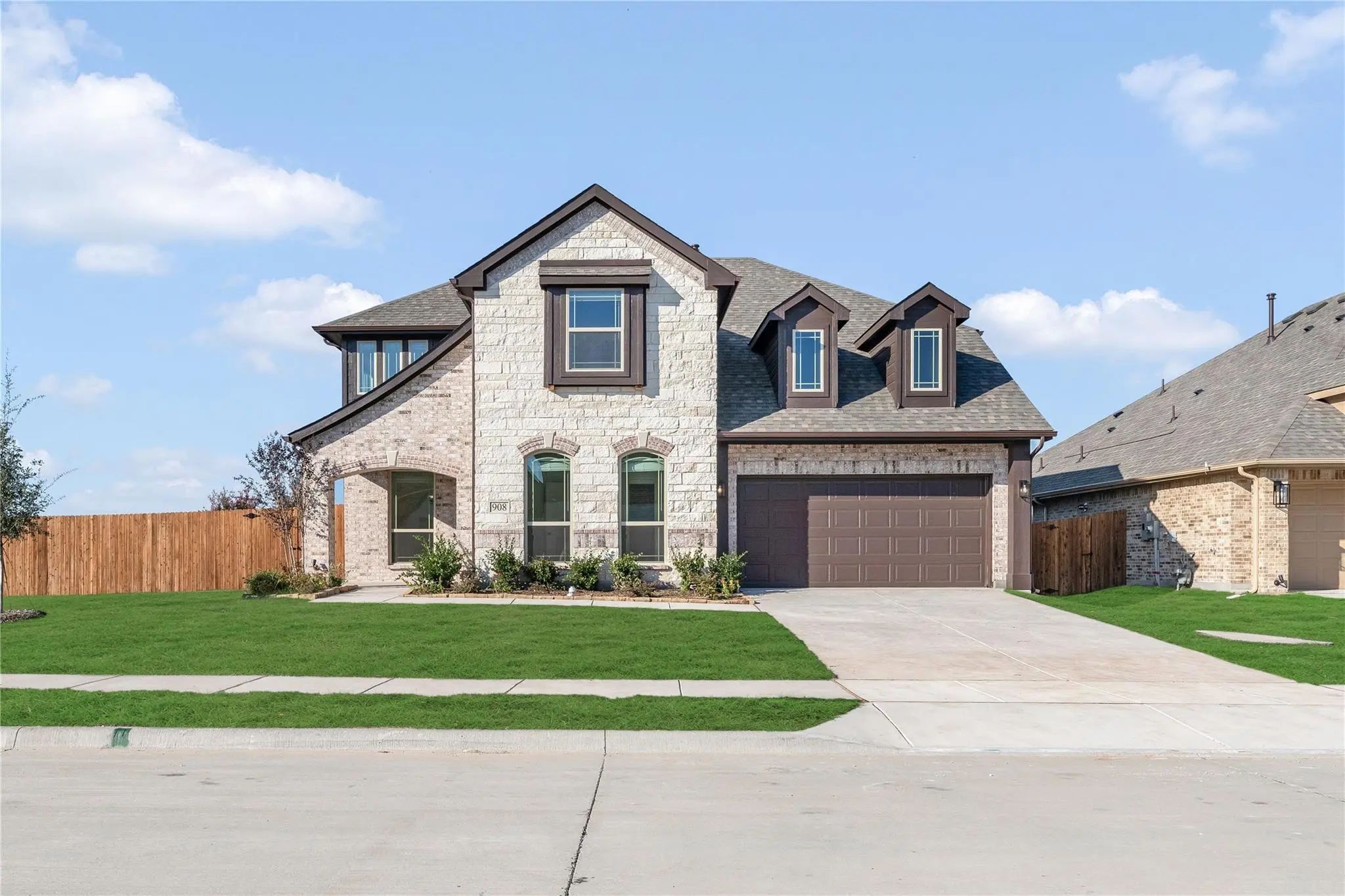 Photo of Listing #21340921