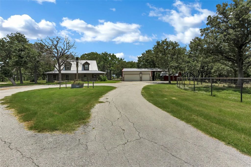 3911 N Highway 281, Mineral Wells