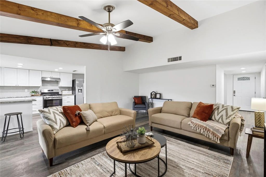 2814 Lindbergh Drive, Dallas