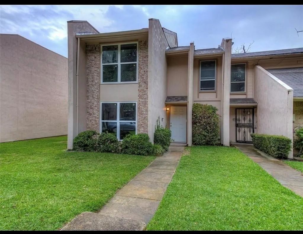 324 Valley Park Drive, Garland