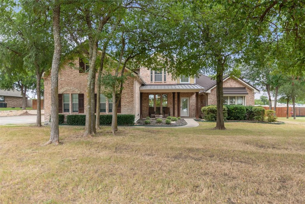 100 Parker Oaks Lane, Weatherford