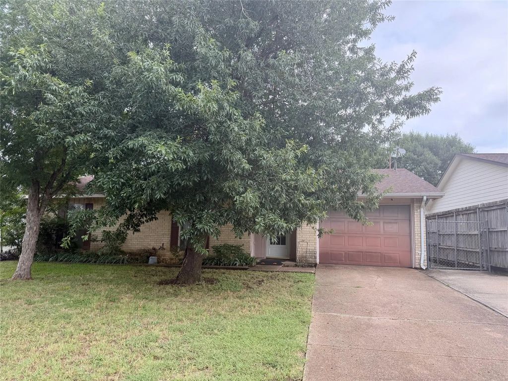 129 Astoria Drive, Cedar Hill