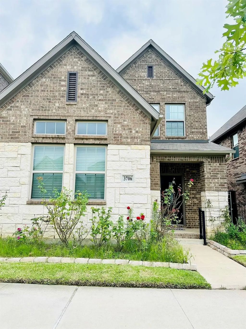 3706 Glenn Mews, Rowlett