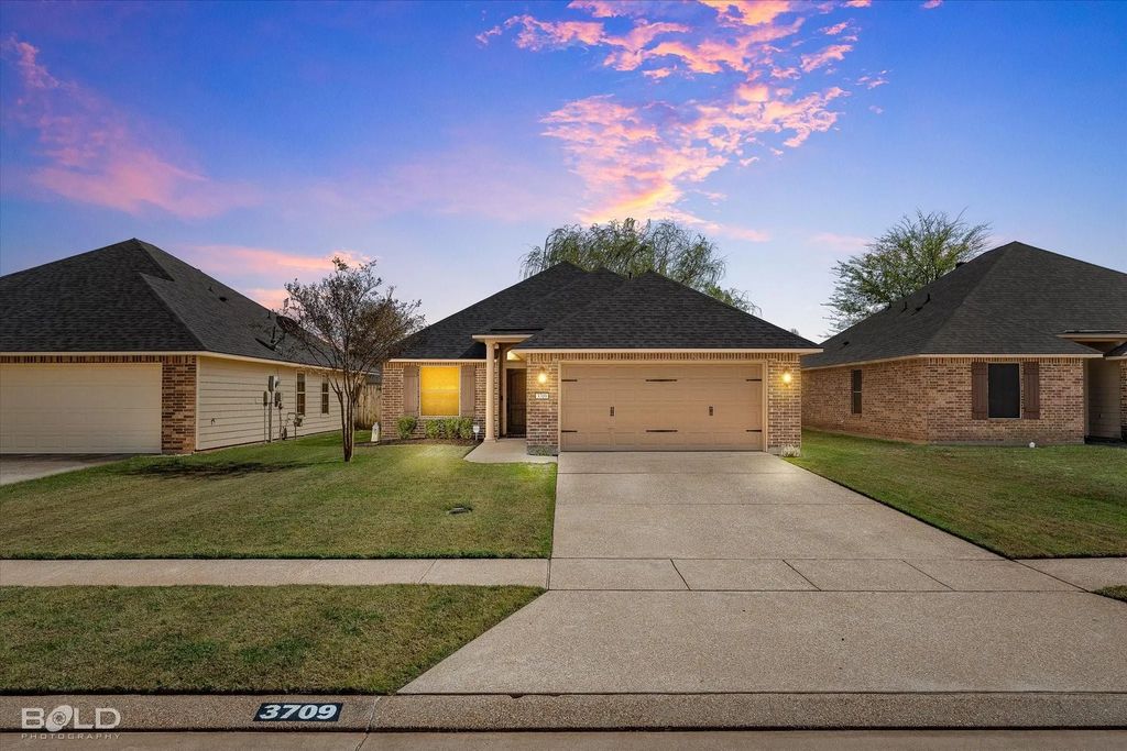 3709 Sabine Pass Drive, Bossier City