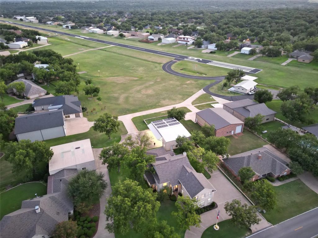 5408 Wedgefield Road, Granbury