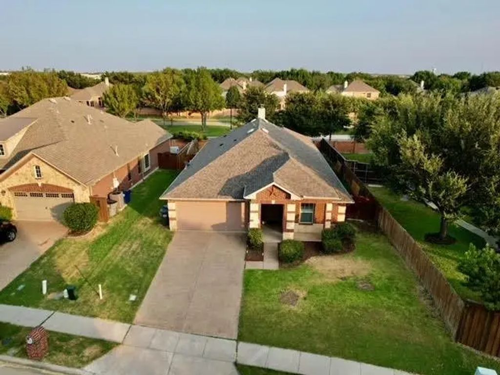 2500 Navasota Drive, Little Elm