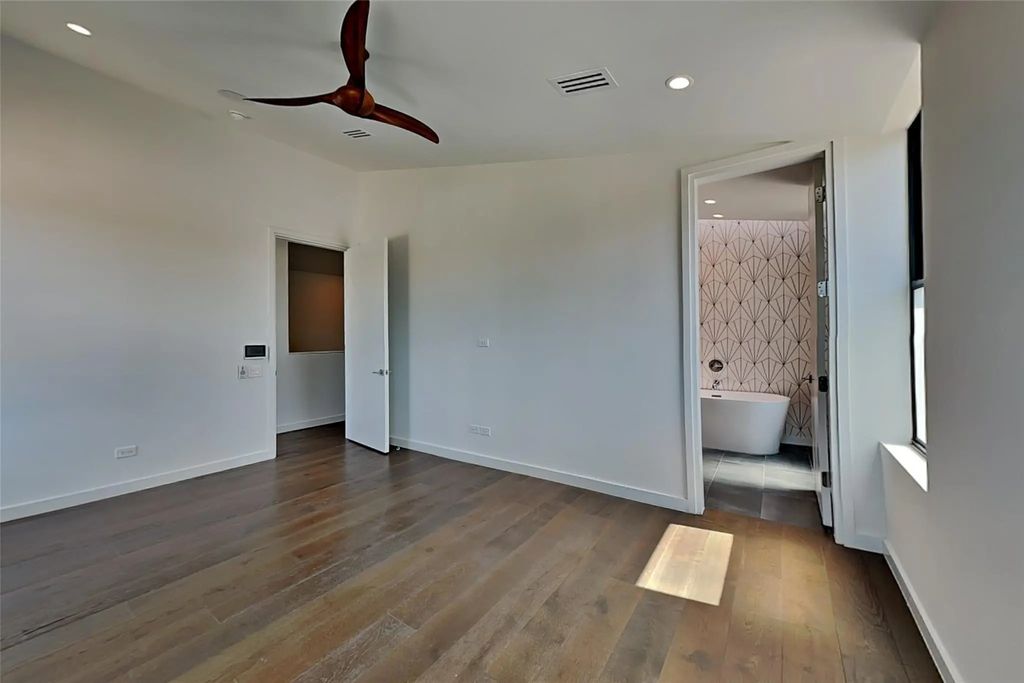 103 Forest Star Drive, Dallas
