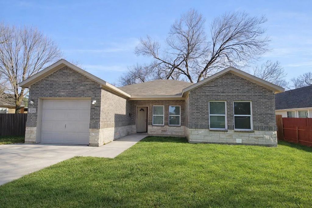 2550 Eugene Street, Dallas