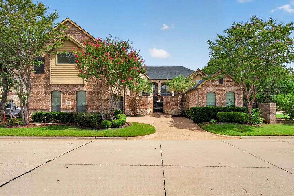 3801 Park Manor Court, Arlington