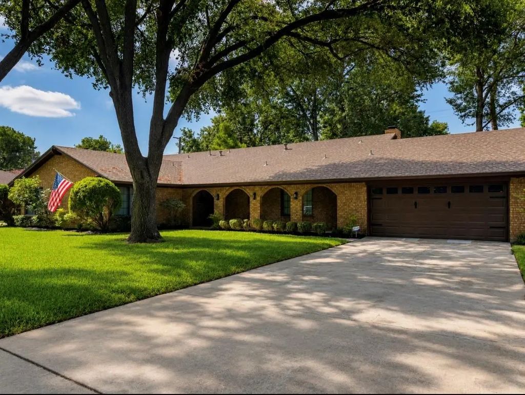 705 Magnolia Street, Denton