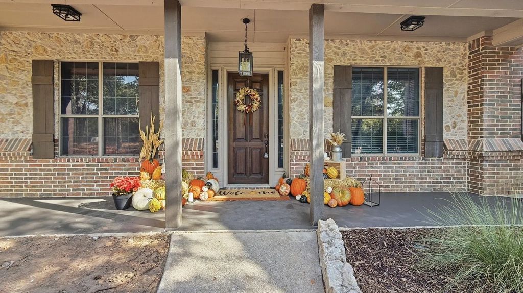 514 Oak Hills Drive, Newark