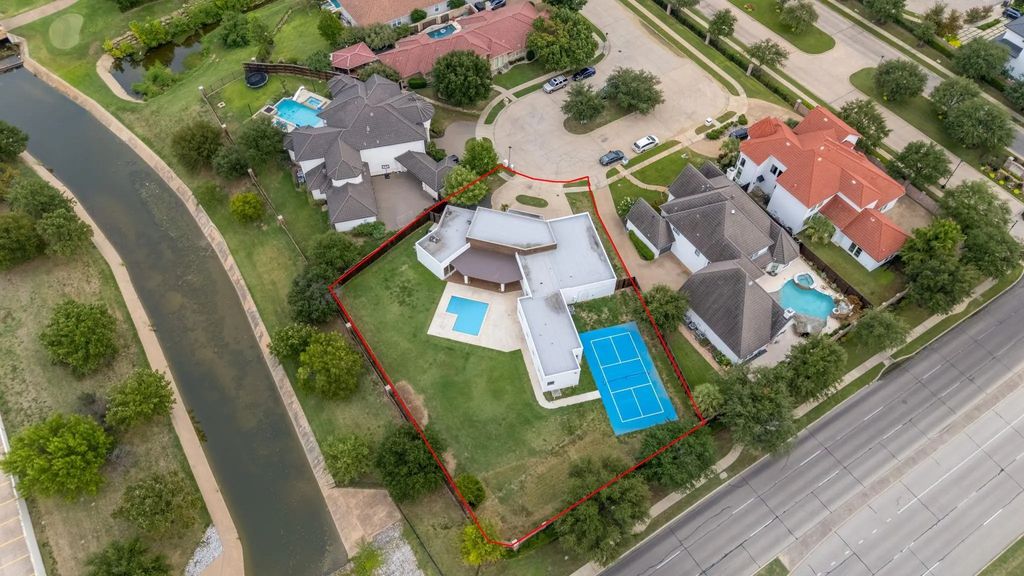 2171 Hogan Drive, Irving