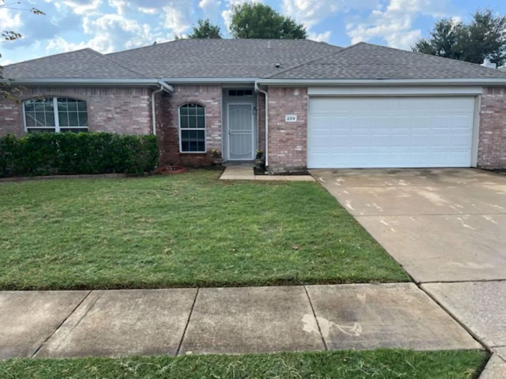 209 Meadow Lark Lane, Anna