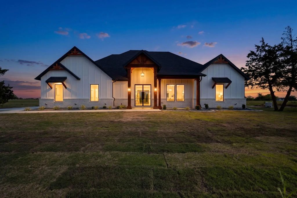 135 Vz County Road 3811, Wills Point