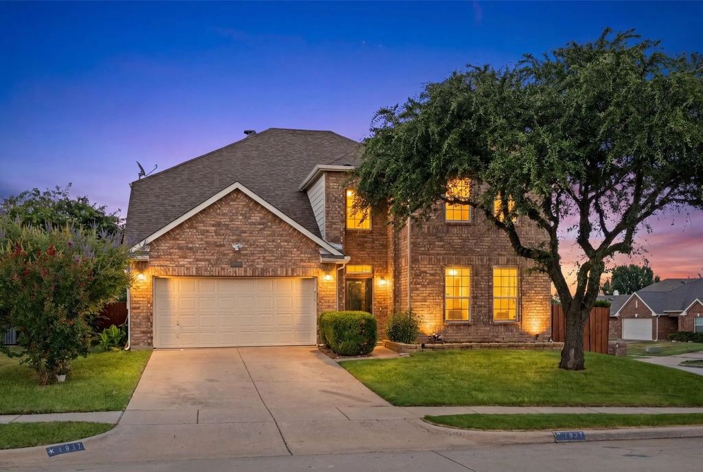 1937 Bradford Pear Square, Little Elm
