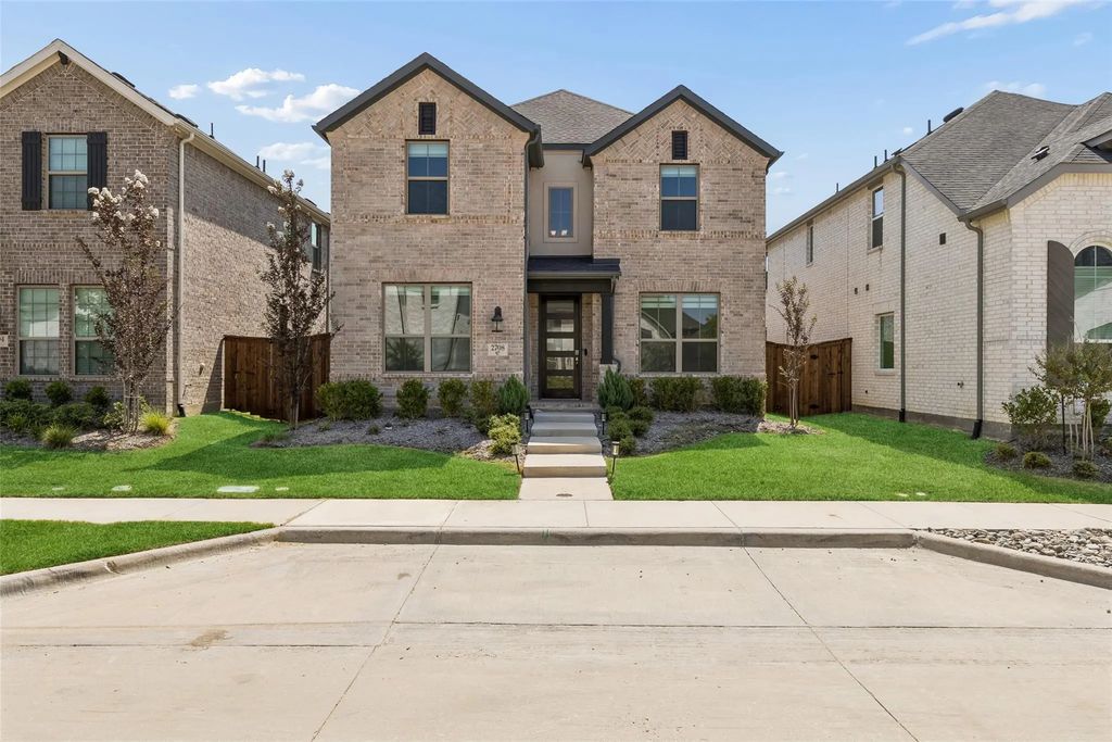 2708 Holland Court, Celina