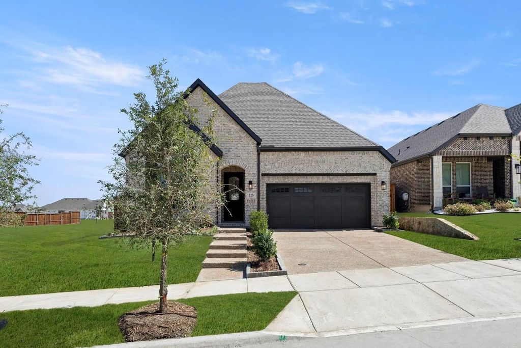 1225 Eclipse Way, Wylie