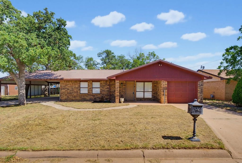 1674 Anson Avenue, Abilene