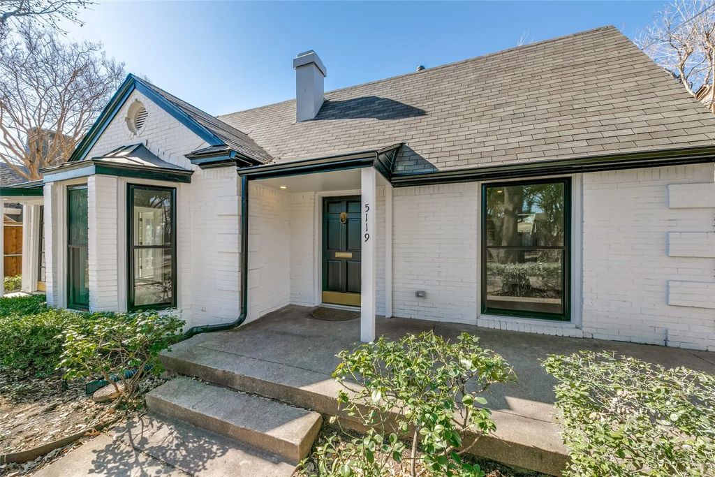 5119 Maple Springs Boulevard, Dallas