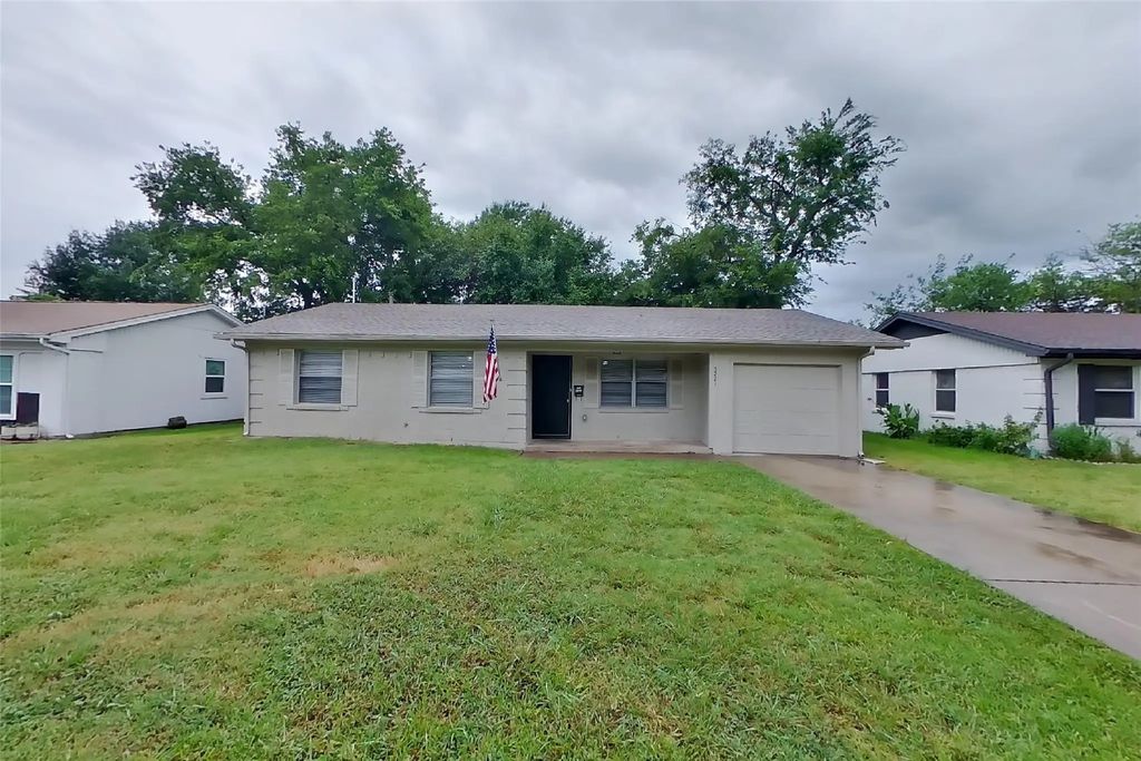 3221 Edgebrook Drive, Mesquite