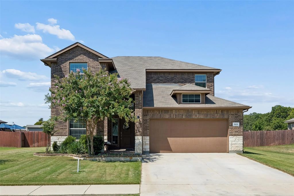 523 Harbor Drive, Azle