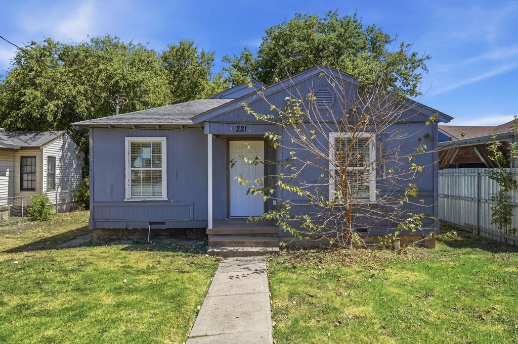2212 Lea Crest Drive, Dallas