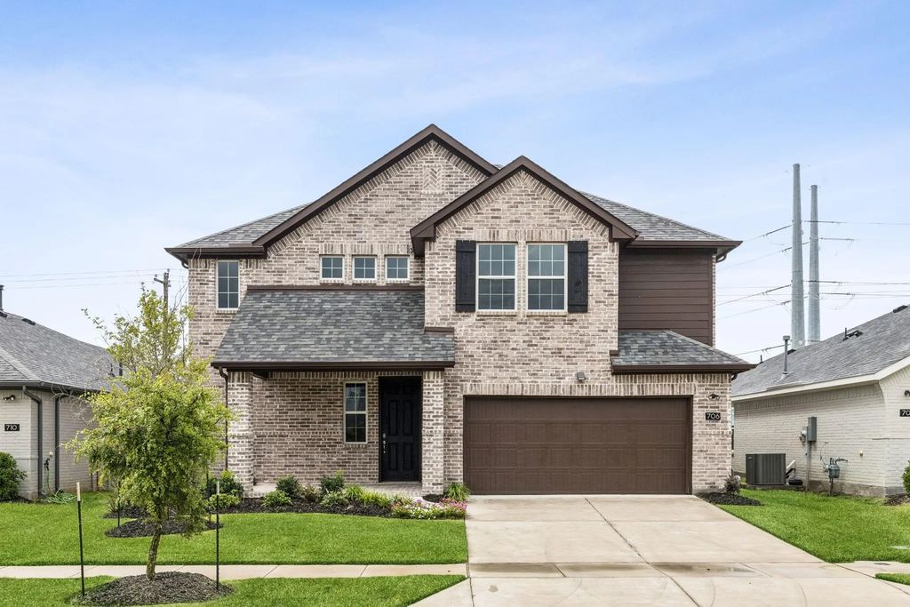 706 Rain Barrel Place, Weston