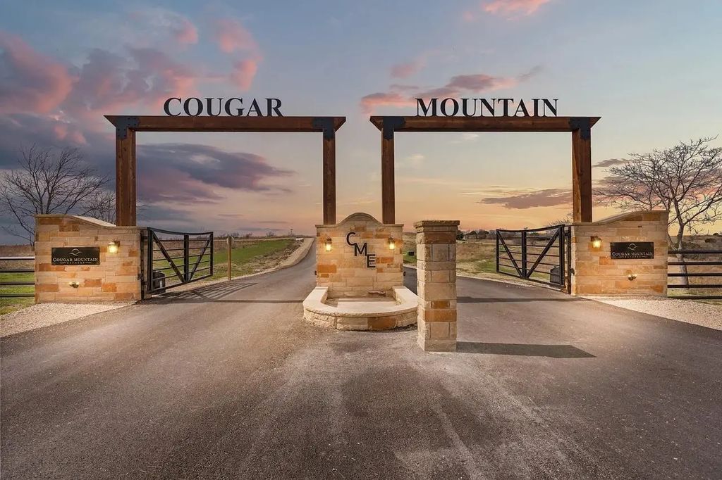 2935 Mattie Ross Road, Granbury