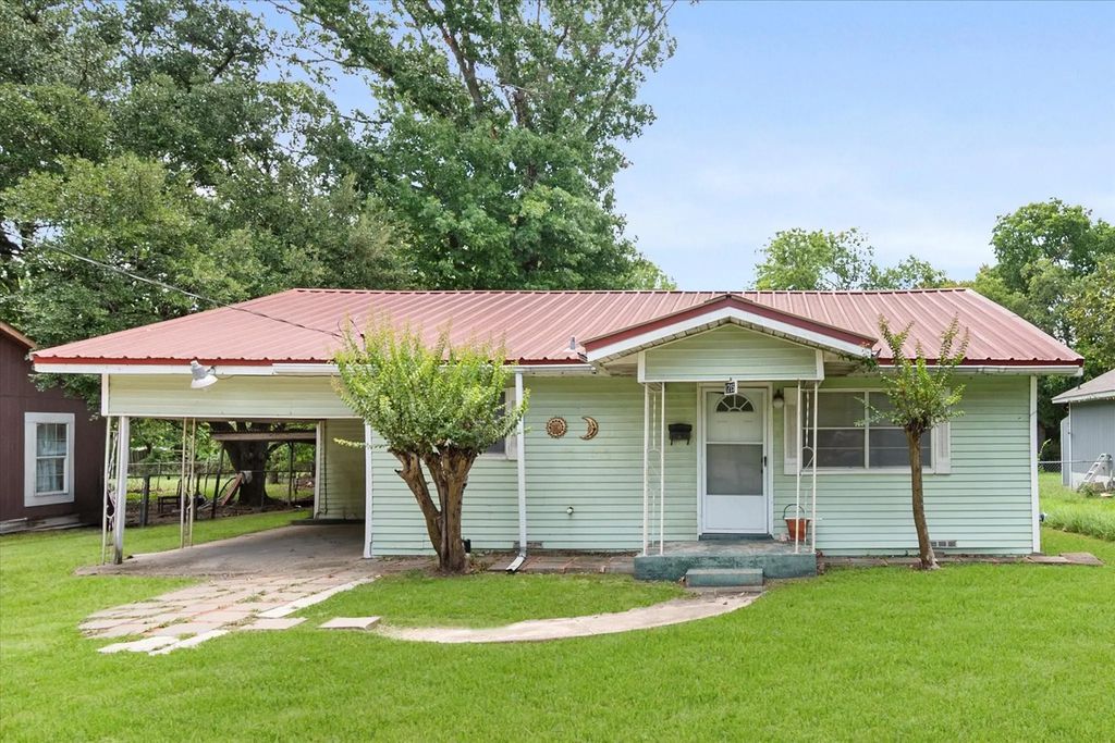 1715 W 10th Avenue, Corsicana