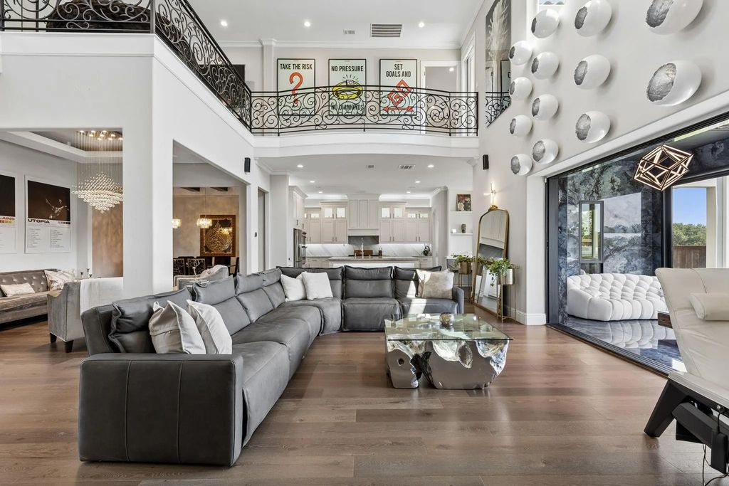 1132 Tealwood Court, Southlake