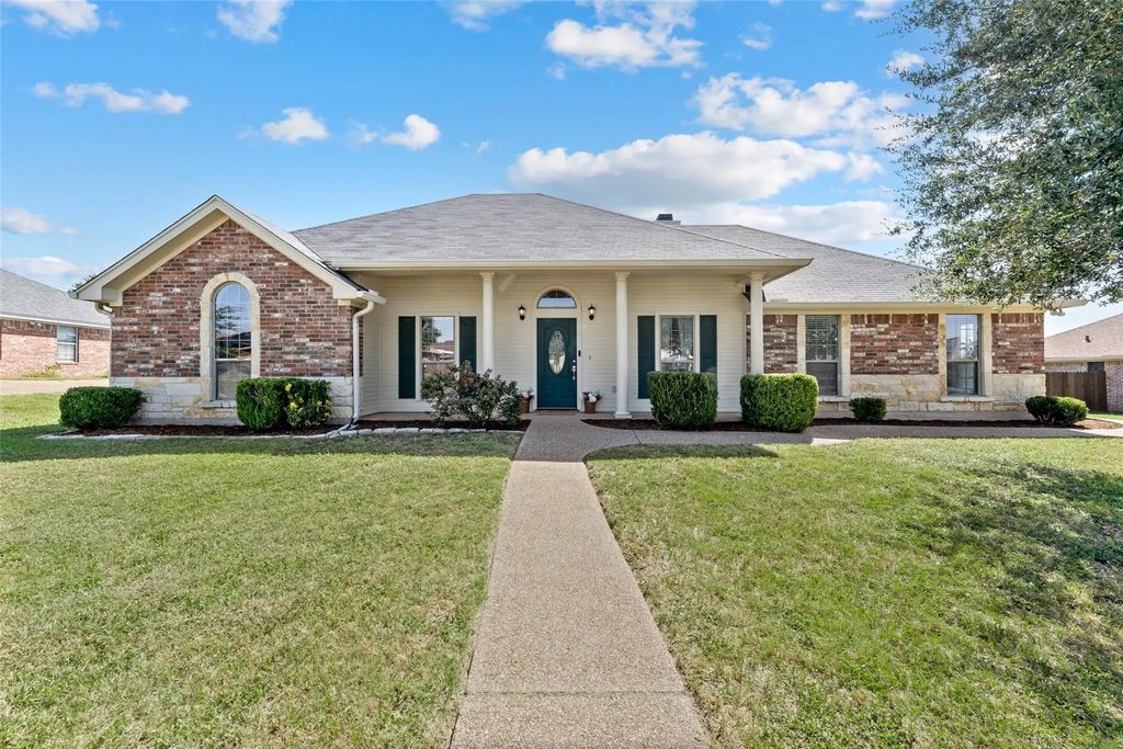 493 Rio Bonito Drive, Robinson