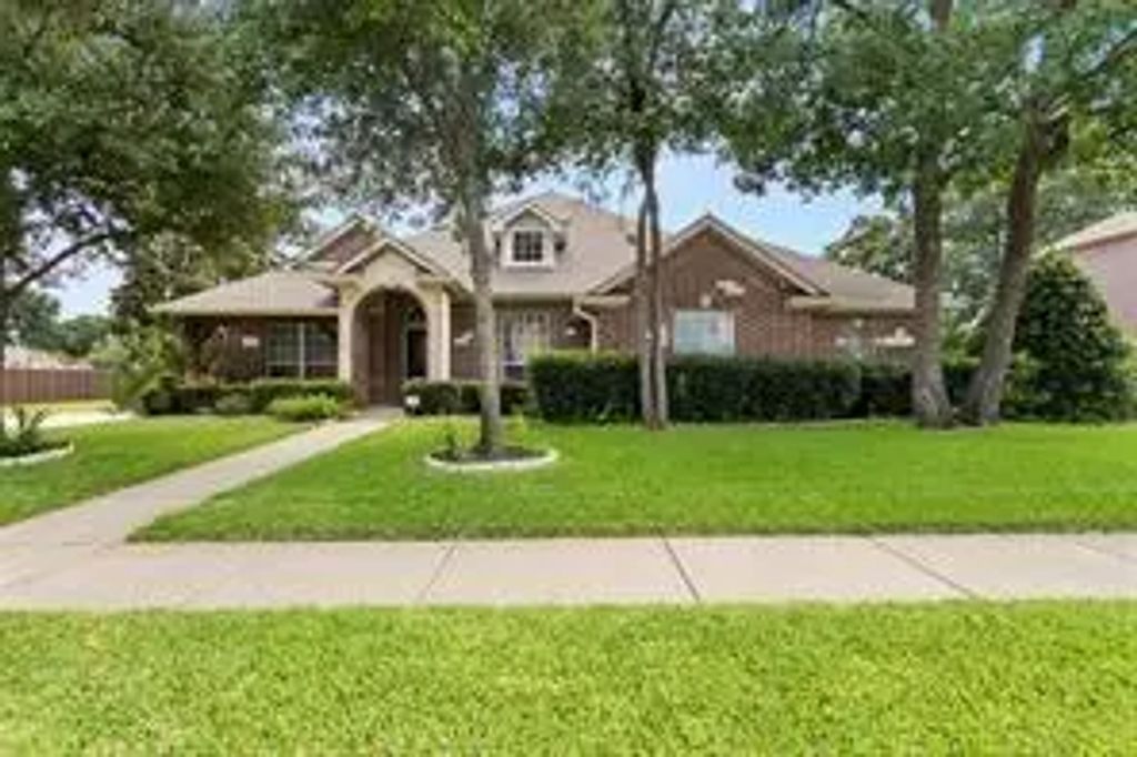 5624 English Oak Drive, Fort Worth