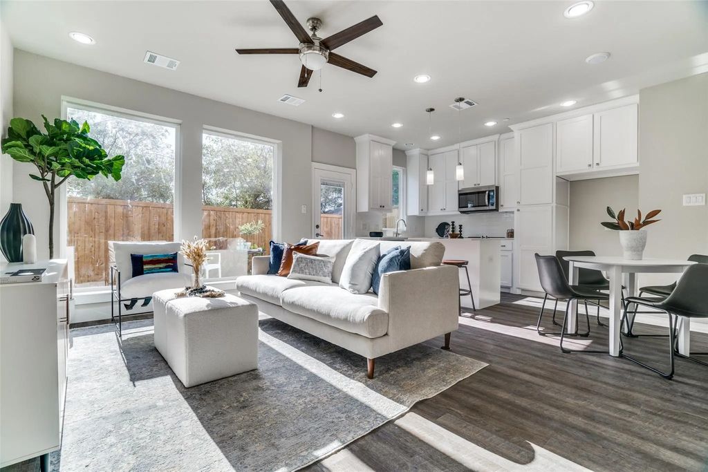 2116 Shea Road 202, Dallas