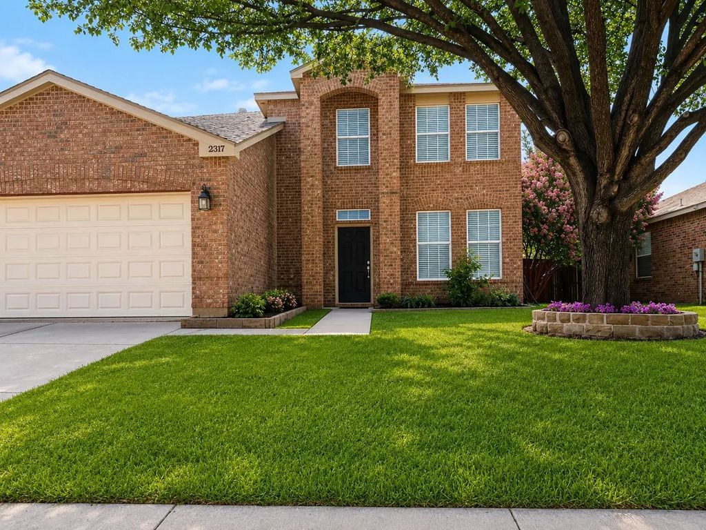 2317 Basswood Drive, Little Elm