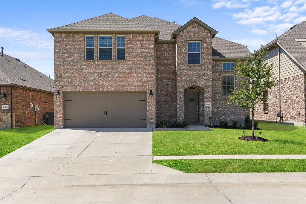 10608 Plumlee Lane, Aubrey