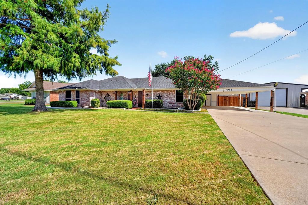 403 Sunset Drive, Crandall