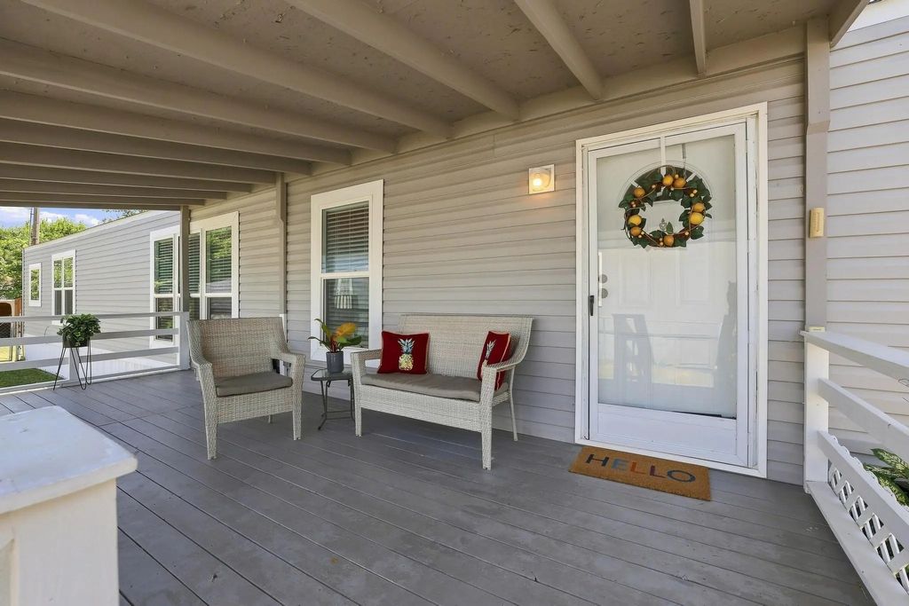 128 Valerie Lane, Sherman