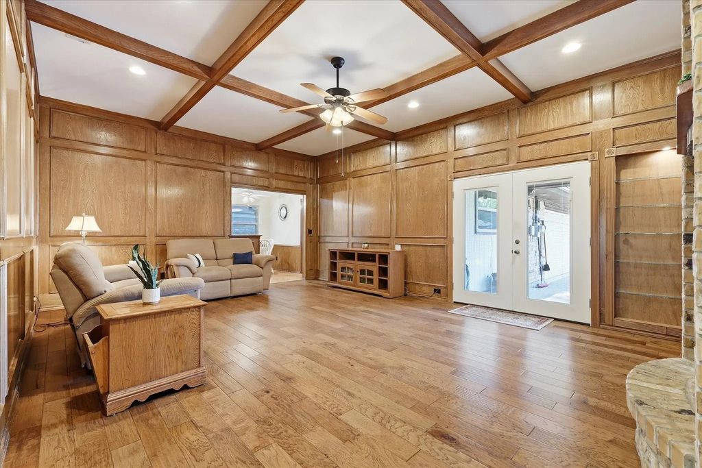 2509 Radcliffe Drive, Arlington