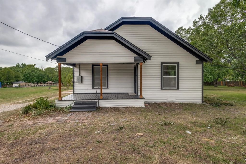 1103 N Houston Street, Royse City