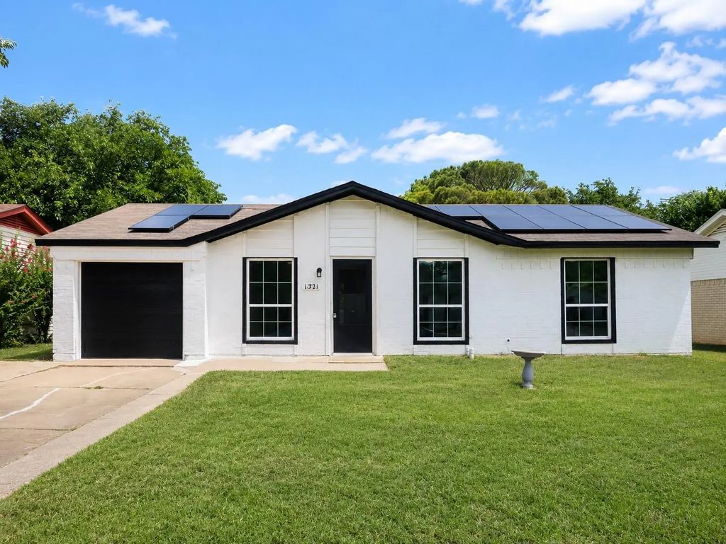1321 Palisades Drive, Lewisville