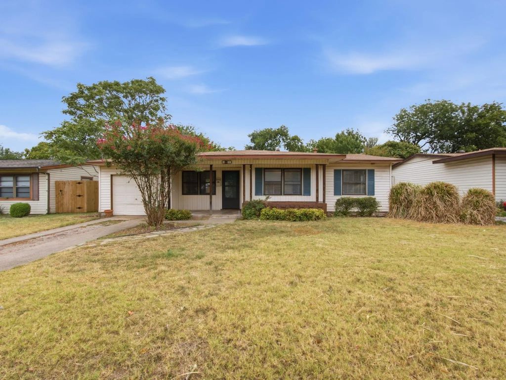 11731 Dorchester Drive, Dallas