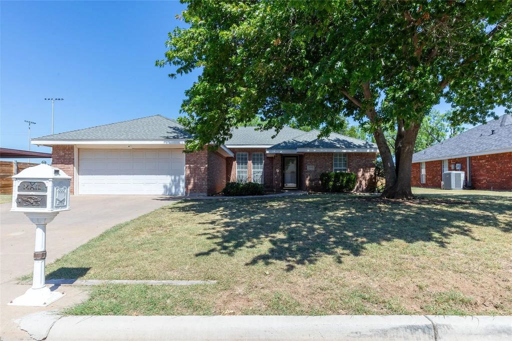 1009 Parsons Road, Abilene
