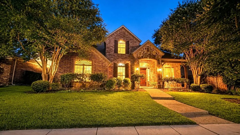 1019 Hot Springs Drive, Allen