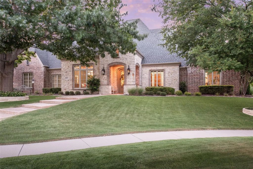 2701 Fair Oaks Lane, Prosper