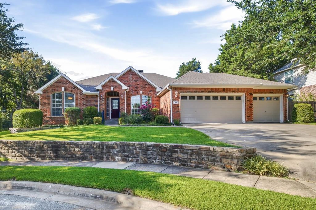 108 Trunkwood, Grapevine