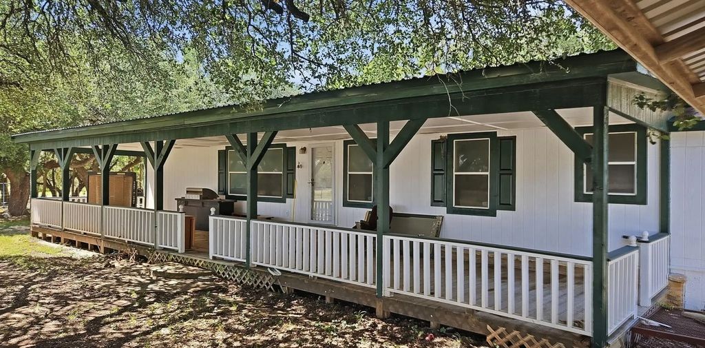 310 County Road 92, Purmela