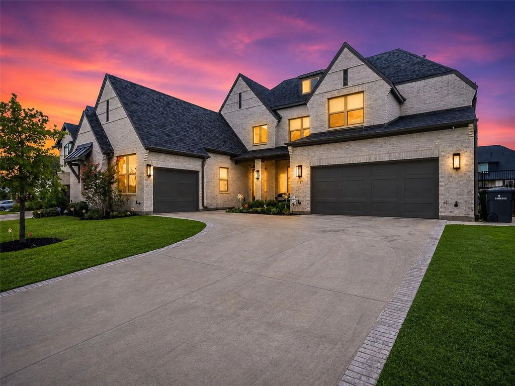 321 Atherton Court, Prosper