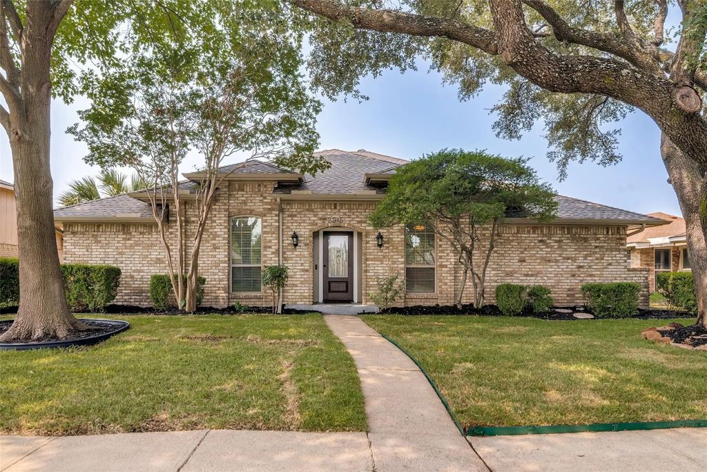 2505 Parkside Drive, Garland
