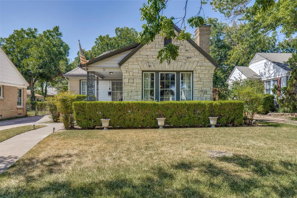 2518 Marvin Avenue, Dallas