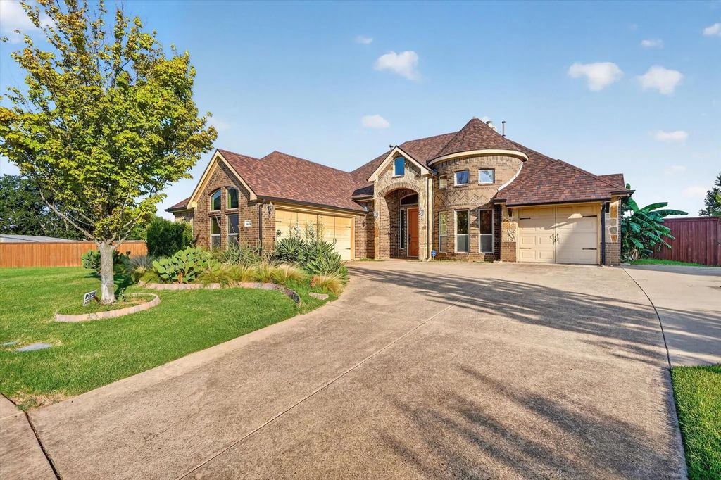 3158 Luchenbach Trail, Rockwall